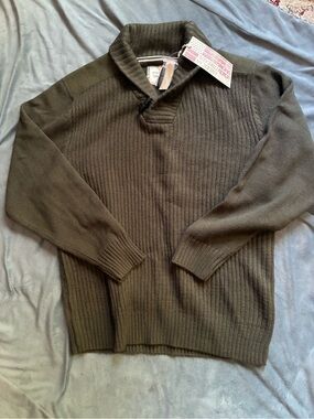 American Threads Olive Ribbed Turtleneck Sweater